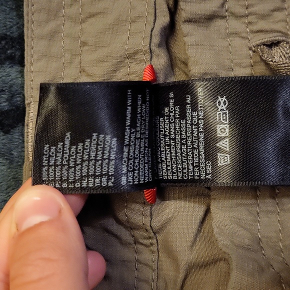 North Face Shorts (Size 6) - Picture 8 of 10